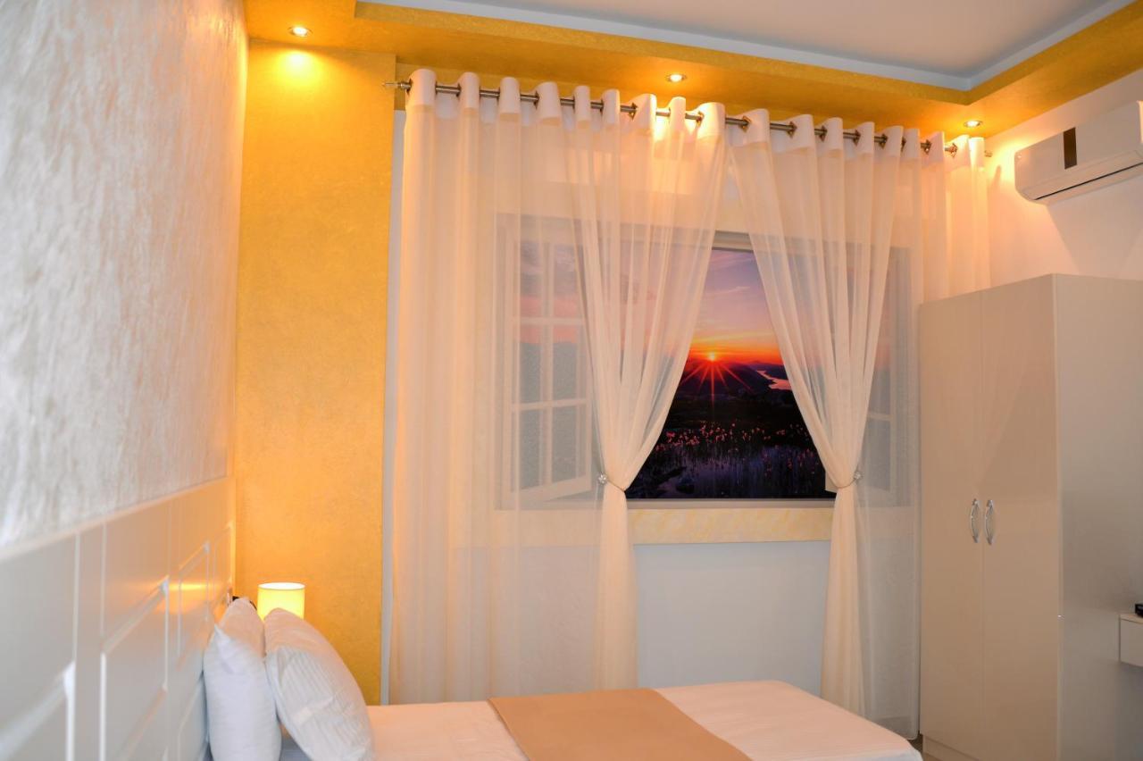 Comfort Hotel Fier Exterior foto